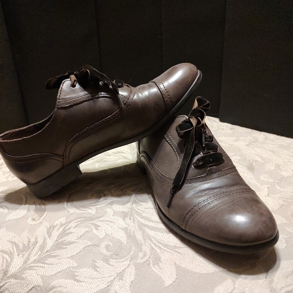 🐿️🤎🐿️ Stellar Chocolate Brown Genuine Leather Brogue Spectator Shoes - 7.5M